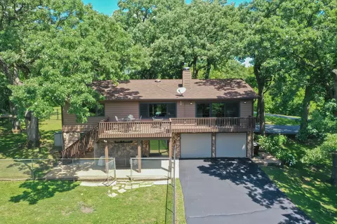 13703 Obrien Rd, Hebron, IL 60034 photo 2
