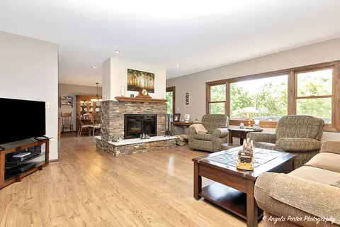 13703 Obrien Rd, Hebron, IL 60034 photo 10