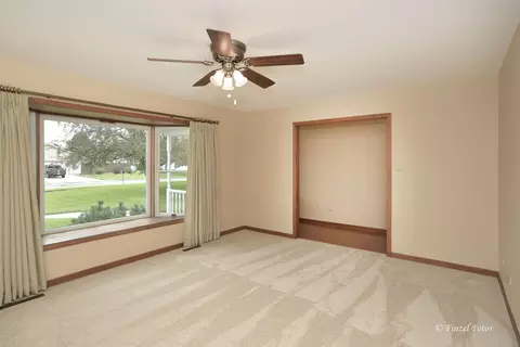 1009 3rd St, Harvard, IL 60033 photo 4