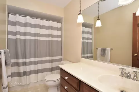 1009 3rd St, Harvard, IL 60033 photo 5