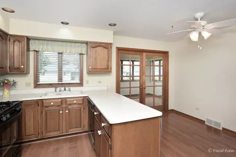 1009 3rd St, Harvard, IL 60033 photo 10