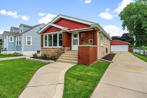 8845 S Francisco Ave, Evergreen Park, IL 60805
