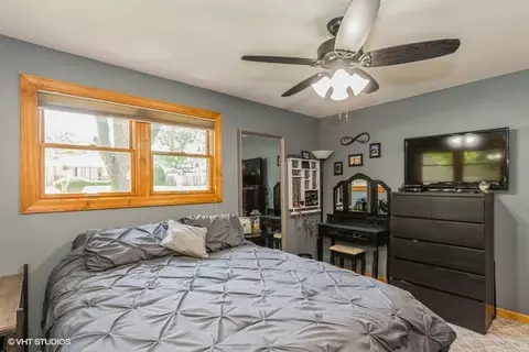 Bedroom - 606 S Broadway St, Mchenry, IL 60050 photo 2 of 3