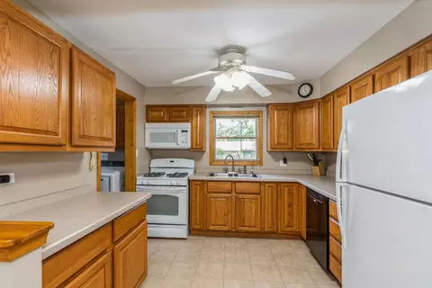 Kitchen - 606 S Broadway St, Mchenry, IL 60050 photo 3 of 3