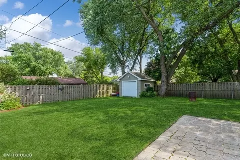 Exterior - 606 S Broadway St, Mchenry, IL 60050 photo 4 of 4