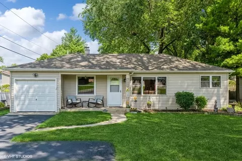606 S Broadway St, Mchenry, IL 60050