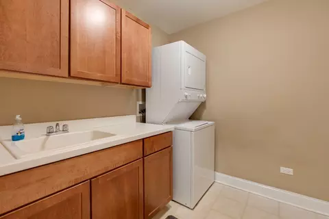 Other - 1 Itasca Pl #411, Itasca, IL 60143 photo 5 of 7
