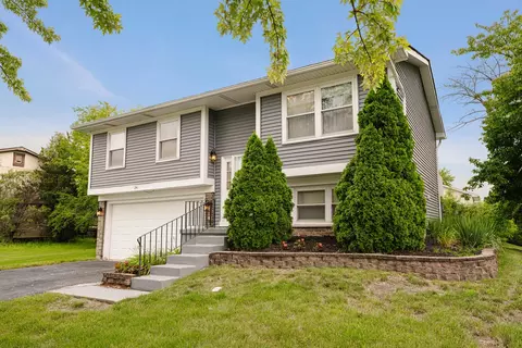 241 Huntingwood Rd, Matteson, IL 60443