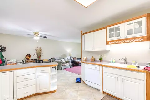 Kitchen - 108 George St, Morris, IL 60450 photo 2 of 4