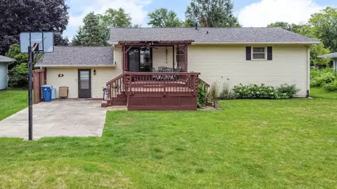 Exterior - 108 George St, Morris, IL 60450 photo 1 of 2