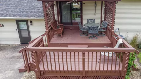 Exterior - 108 George St, Morris, IL 60450 photo 2 of 2