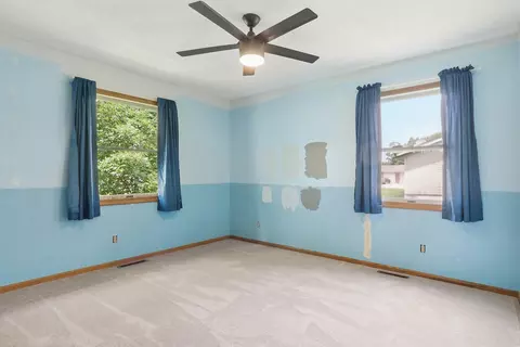 Bedroom - 1270 Deerpath Dr, Morris, IL 60450 photo 1 of 4