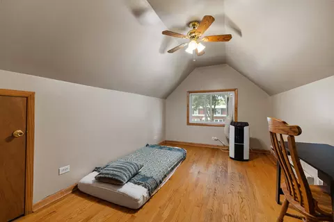 Bedroom - 8105 44th St, Lyons, IL 60534 photo 2 of 3