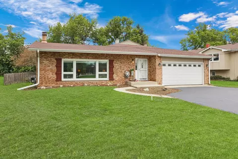 1910 Church St, Johnsburg, IL 60051