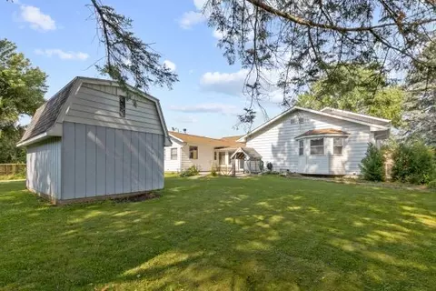 Exterior - 1230 Braeburn Dr, Elgin, IL 60123 photo 9 of 10