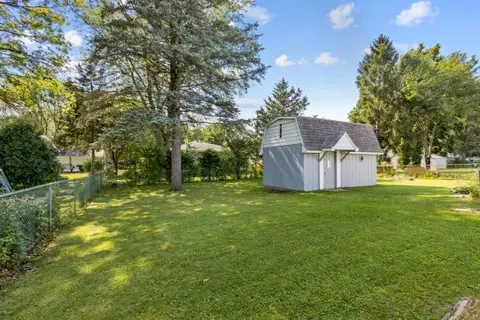 Exterior - 1230 Braeburn Dr, Elgin, IL 60123 photo 10 of 10