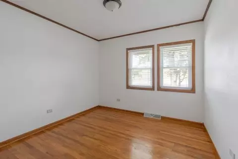 Bedroom - 1230 Braeburn Dr, Elgin, IL 60123 photo 3 of 3