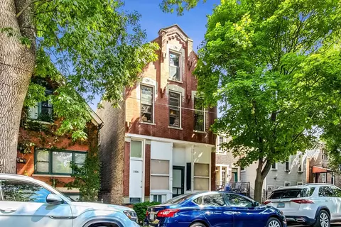 2126 W Dickens Ave, Chicago, IL 60647