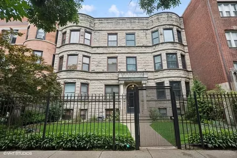 5706 N Winthrop Ave #2S, Chicago, IL 60660
