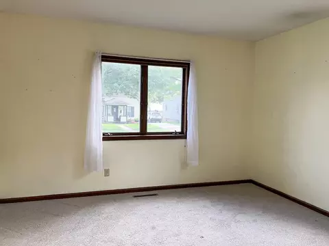 204 E Winfield St, Morrison, IL 61270 photo 10