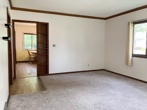 204 E Winfield St, Morrison, IL 61270 photo 2