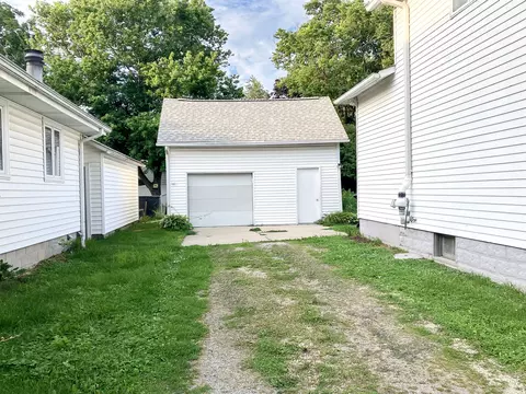204 E Winfield St, Morrison, IL 61270 photo 28