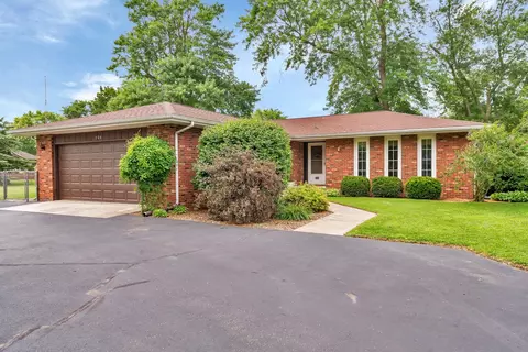 268 Traudel Ct, Braidwood, IL 60408