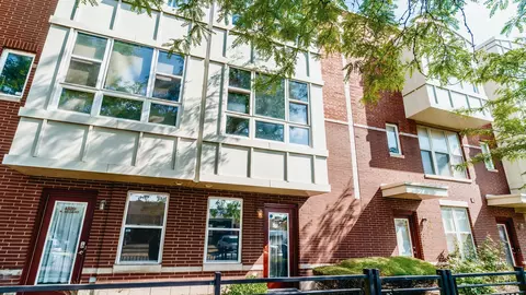 4518 W Belmont Ave, Chicago, IL 60641