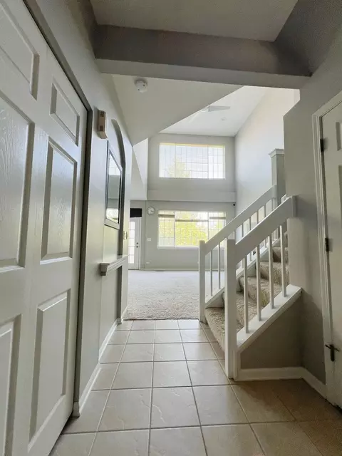 Entry Way - 5536 Elizabeth Pl, Rolling Meadows, IL 60008 photo 1 of 1