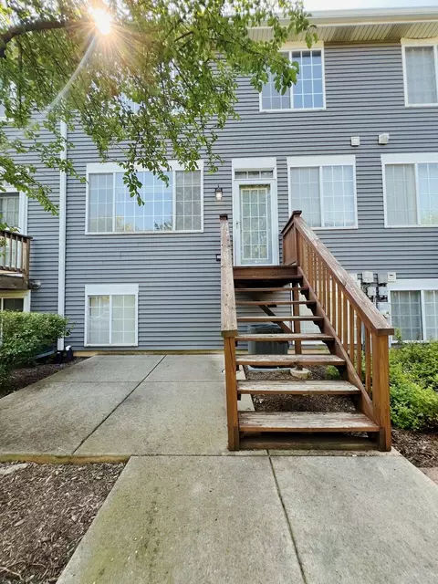 Exterior - 5536 Elizabeth Pl, Rolling Meadows, IL 60008 photo 2 of 2
