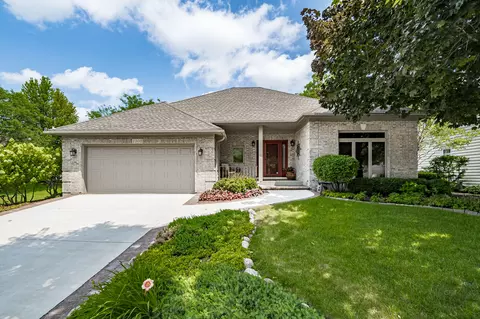 1308 Cranbrook Cir, Aurora, IL 60502