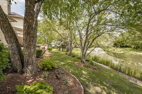 1308 Cranbrook Cir, Aurora, IL 60502 photo 31