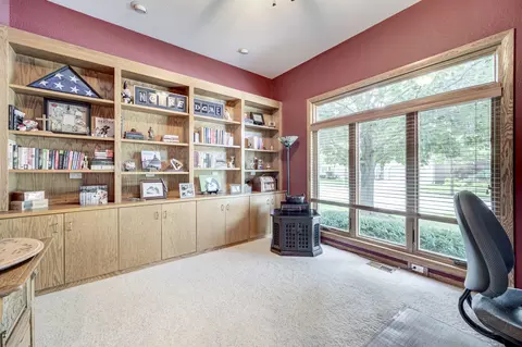 1308 Cranbrook Cir, Aurora, IL 60502 photo 5