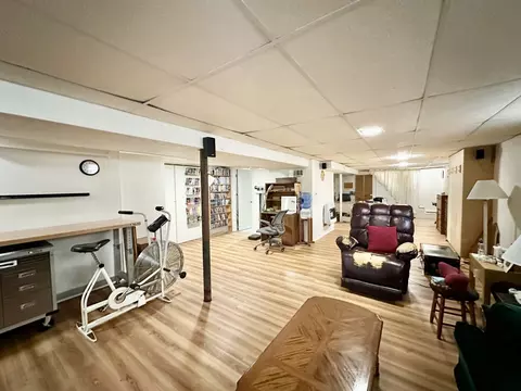 Other - 953 Chippewa Dr, Elgin, IL 60120 photo 5 of 8