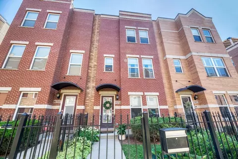 957 W 36th Pl #2, Chicago, IL 60609