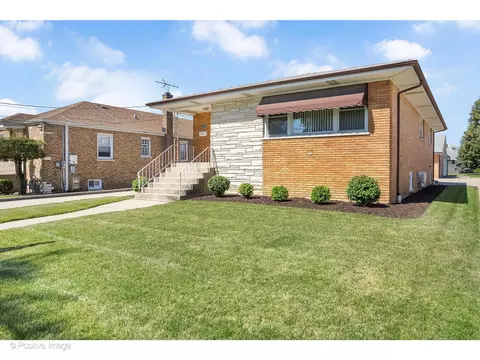 1304 N 37th Ave, Melrose Park, IL 60160