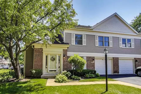 2537 E Hunter Dr, Arlington Heights, IL 60004