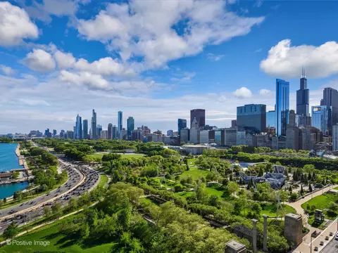 400 E Randolph St #2303, Chicago, IL 60601 photo 21