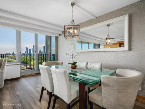 400 E Randolph St #2303, Chicago, IL 60601 photo 7