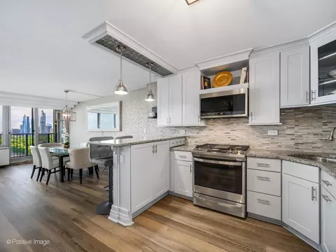 400 E Randolph St #2303, Chicago, IL 60601 photo 9