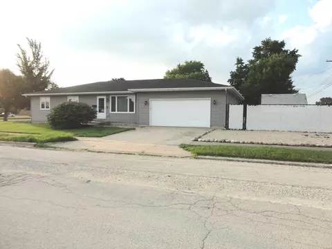 900 N Larkin Ave, Joliet, IL 60435