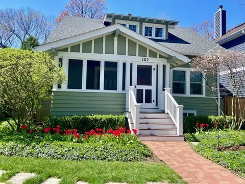 302 Walnut St, Winnetka, IL 60093