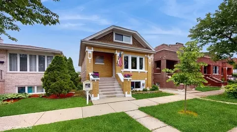 2331 Cuyler Ave, Berwyn, IL 60402