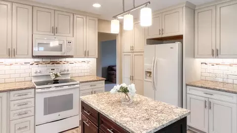 1505 Dover Rd, Bloomington, IL 61704 photo 16