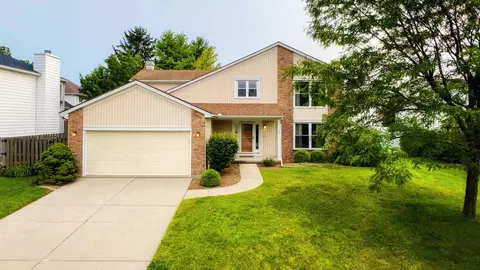 1505 Dover Rd, Bloomington, IL 61704 photo 2