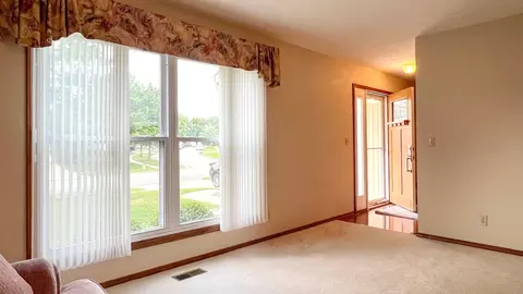 1505 Dover Rd, Bloomington, IL 61704 photo 29