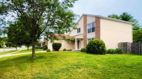 1505 Dover Rd, Bloomington, IL 61704 photo 3