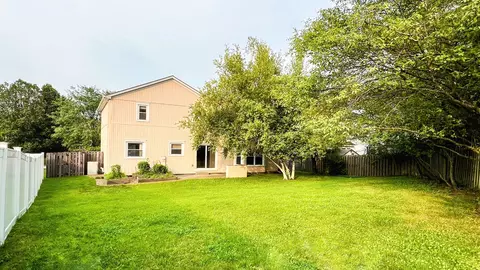 1505 Dover Rd, Bloomington, IL 61704 photo 8