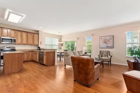 Other - 1129 Heathrow Ln, Aurora, IL 60502 photo 1 of 3
