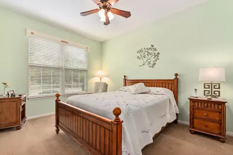 Bedroom - 1129 Heathrow Ln, Aurora, IL 60502 photo 3 of 3